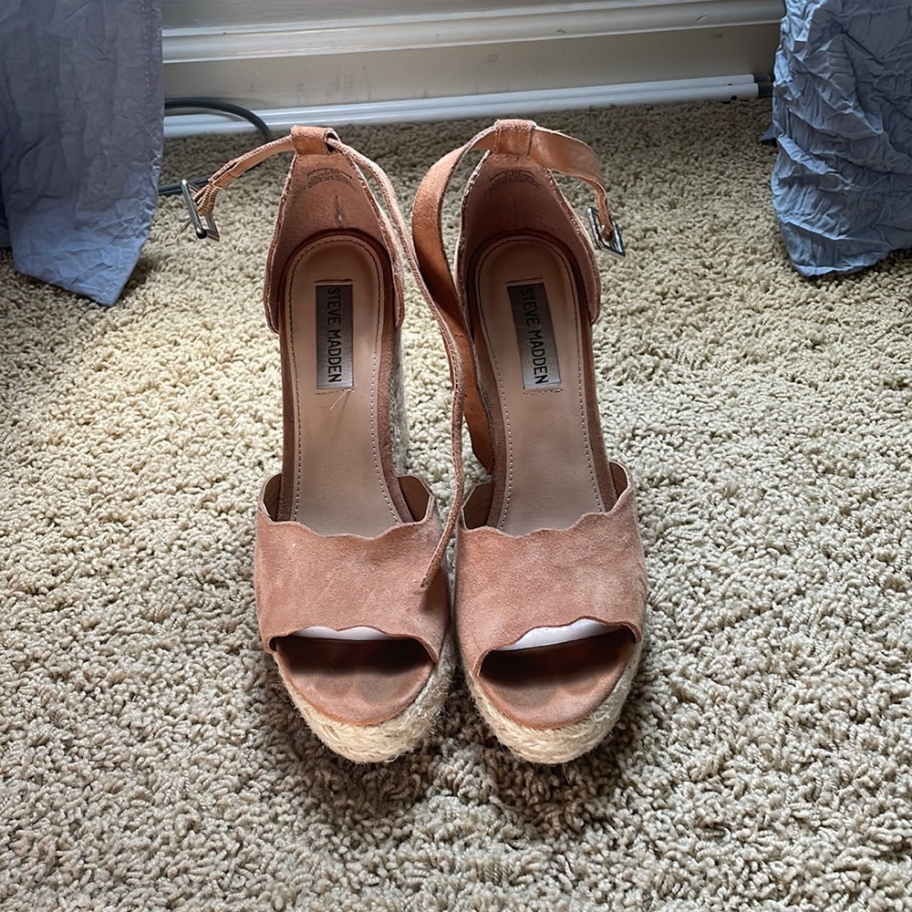 Tan Steve Madden wedges